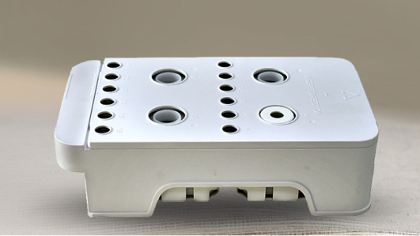 塑膠外殼注塑加工出現脆裂怎么辦？