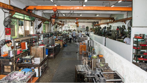 塑膠模具開模廠家告訴你影響注塑件強(qiáng)度的幾點(diǎn)參數(shù)